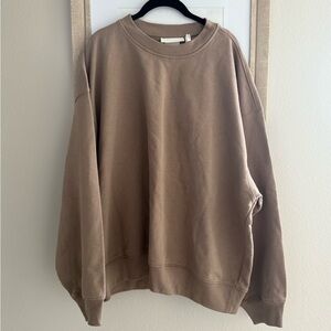 H&M Crewneck Sweater in Taupe Brown